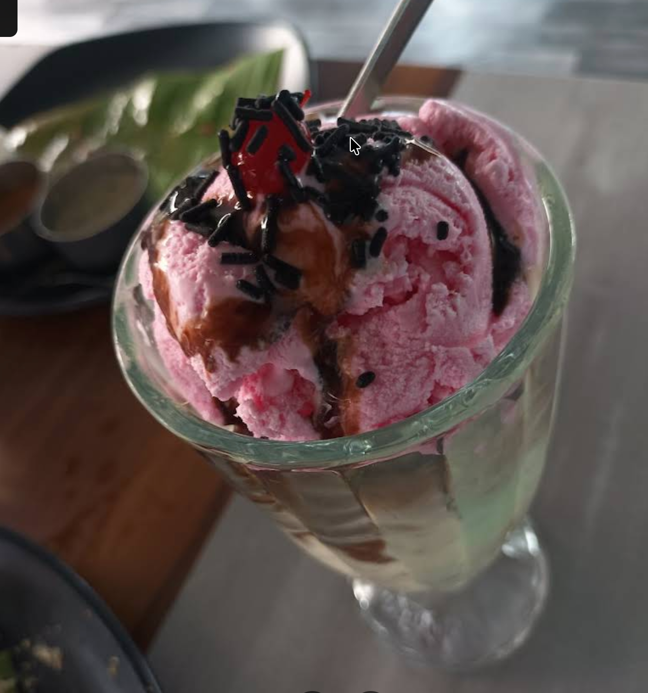 Strawberry ice cream